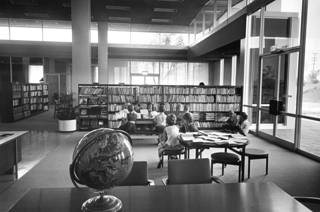 Fullerton Public Library, Hunt 13